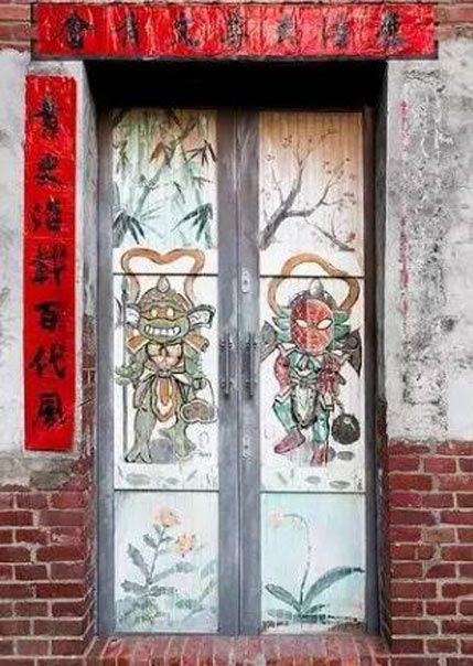 中式古建筑装饰门面贴物习俗